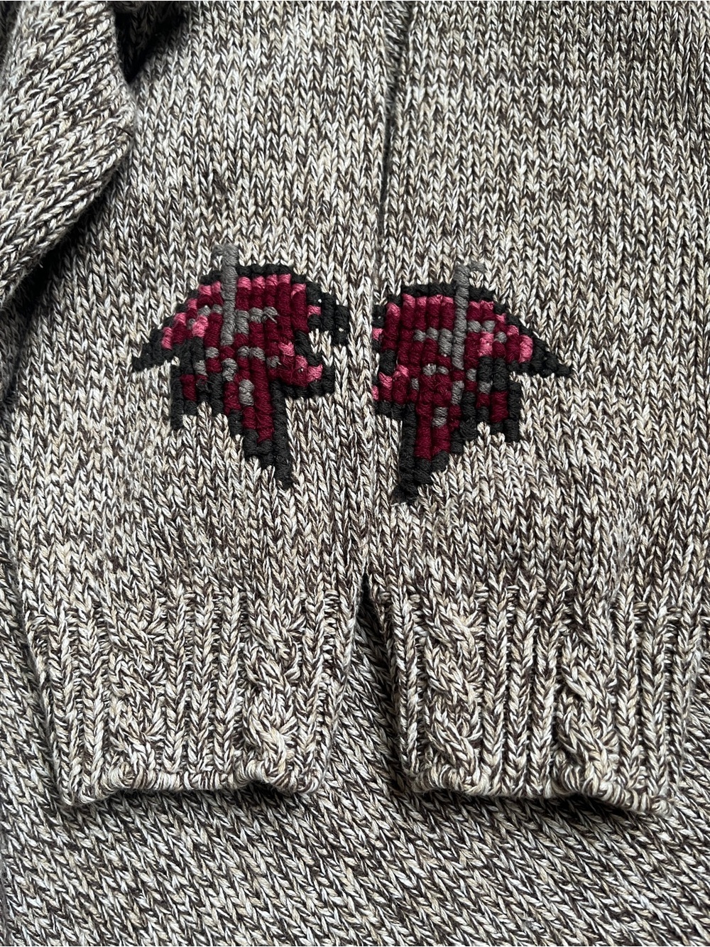 Vintage 90s Woodland Pinecone & Leaf Knit Sweater ππ² - Picture 3 of 5